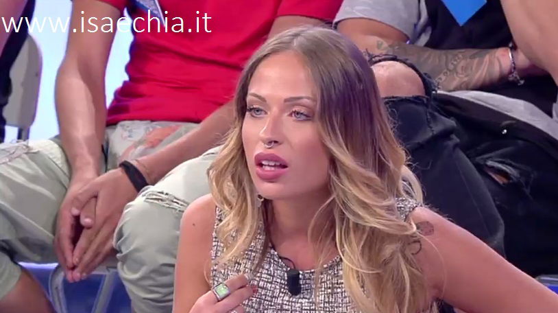 ‘Uomini e Donne’, Sarah Gatti da ‘Ragazzi e Ragazze’ alla corte di Amedeo Barbato e Gianmarco Valenza preview