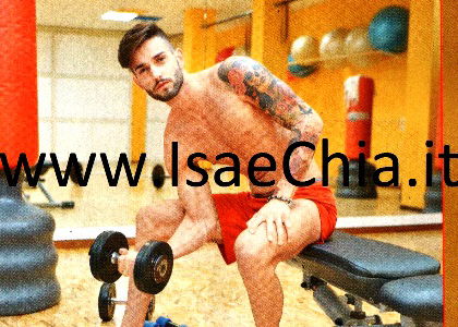 Andrea Melchiorre: “In palestra alleno muscoli e cuore in vista del prossimo amore…Magari sul trono!” preview