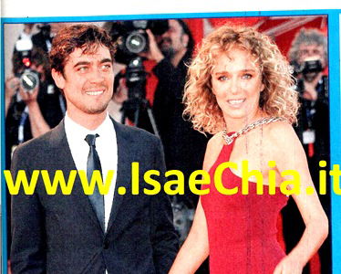 Riccardo Scamarcio: “Le nozze con Valeria Golino? Non credo nel matrimonio!” preview