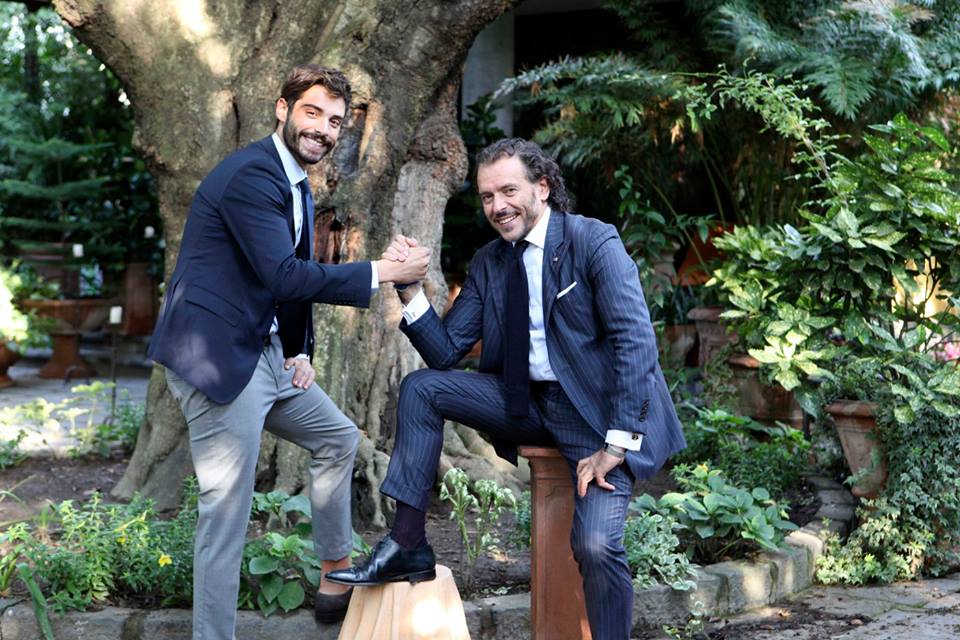 Amedeo Barbato, la pagina Facebook pubblicizza l’azienda dell’Onorevole papà e sui social è polemica… article-post