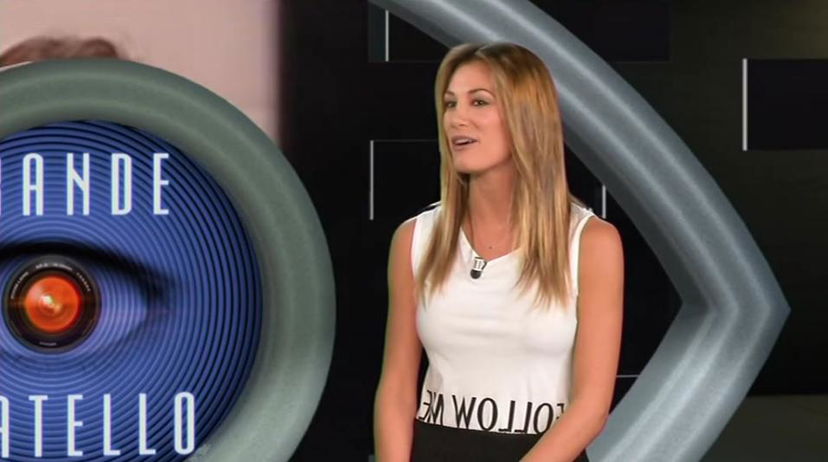 Valentina Bonariva in videochat: “Chi parla male di Federica Lepanto, poi viene eliminato. Con Alessandro Calabrese? Pensavo fosse solo amicizia, ma quando sono uscita dalla Casa…” preview
