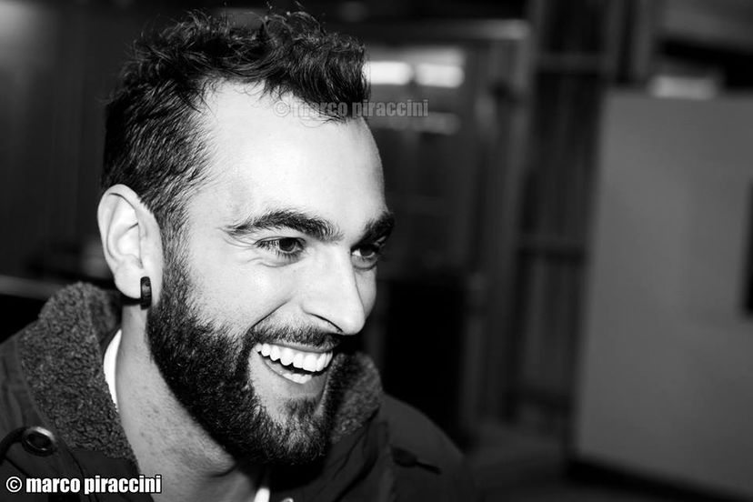 Fattore M: spazio dedicato a Marco Mengoni. #LiberandoPalabras in uscita a gennaio in Spagna. Marco a Radio Italia e ai “Gazzetta Sports Awards” preview