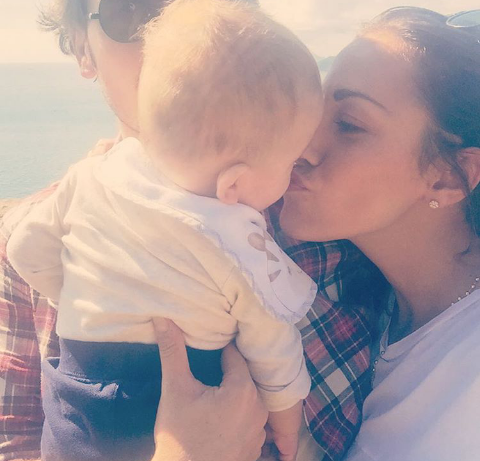 Primo Natale da mamma per Teresanna Pugliese: tutte le ultime foto dell’ex protagonista di ‘Uomini e Donne’ insieme al piccolo Francesco preview