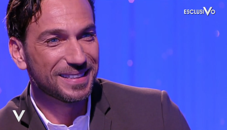 Costantino Vitagliano a Verissimo: “Io e la madre di mia figlia non siamo mai stati innamorati e non posso obbligarla a stare con me!” preview