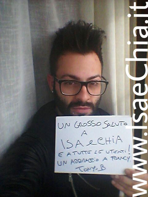 Tony-B Ruggiero a IsaeChia.it: “Sono l’agente di diversi protagonisti di ‘Uomini e Donne’… ma non nascondo che andrei a corteggiare una delle attuali troniste!” preview