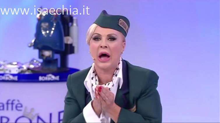 ‘Uomini e Donne’: l’opinione di Chia sulla puntata di oggi del Trono over preview