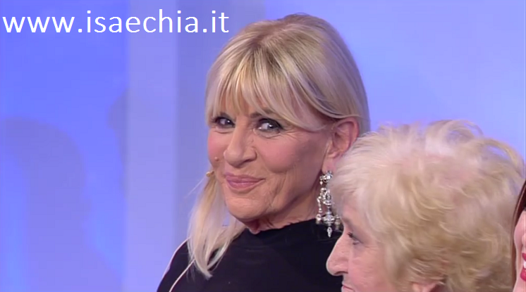 ‘Uomini e Donne’: l’opinione di Chia sulla puntata di oggi del Trono over article-post