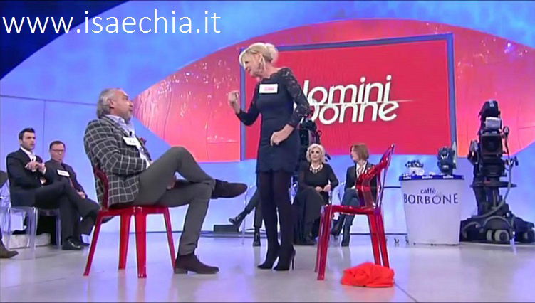 ‘Uomini e Donne’: l’opinione di Chia sulla puntata di oggi del Trono over article-post