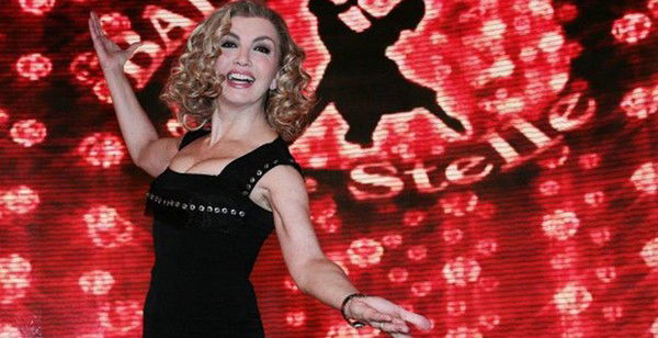Ballando con le Stelle 2021, colpaccio per Milly Carlucci: ecco quale chiacchierato Vip sarebbe pronto a far parte del cast! preview