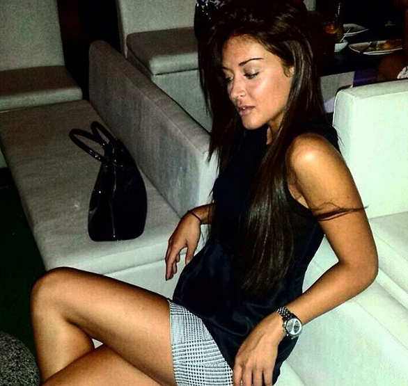 Diletta Pagliano su Facebook risponde a Leonardo Greco? “Sono disposta a compromessi se portano ad avere il cuore pieno di gioia!” preview