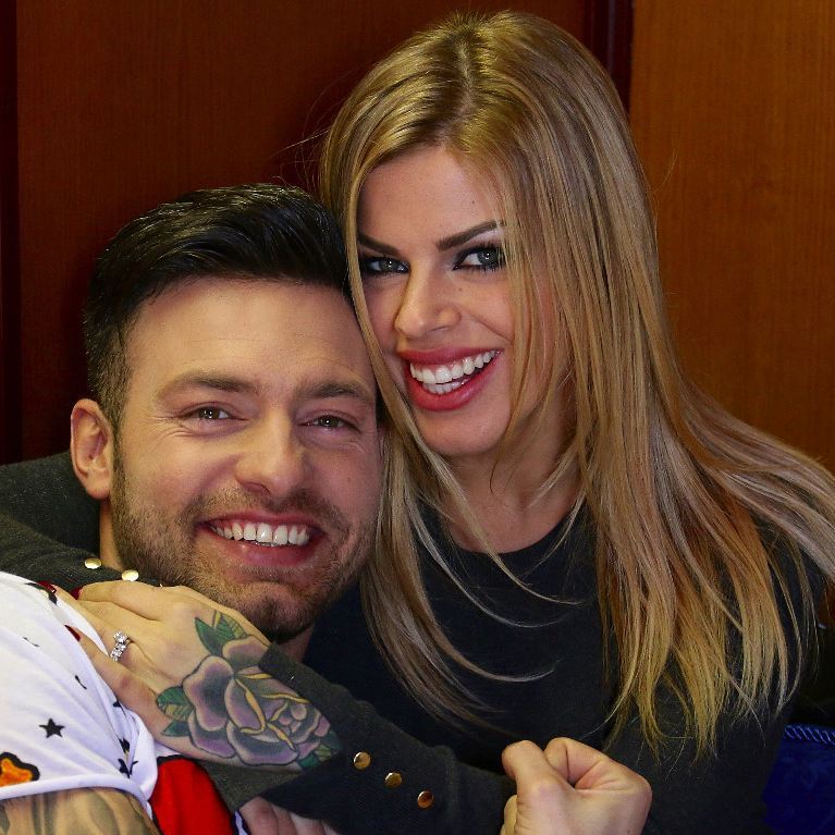 Eugenio Colombo e le nozze rimandate con Francesca Del Taglia: “Nessuna crisi, abbiamo solo bisogno di tempo e di un po’ di… sonno!” preview