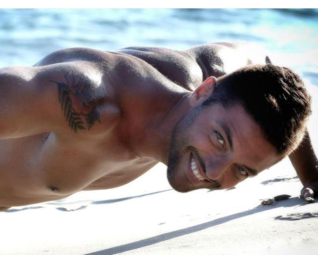 Marco Meloni e il ritorno alla normalità dopo ‘Uomini e Donne’: “Il personaggio del tronista è chiuso nel cassetto dei ricordi!” article-post