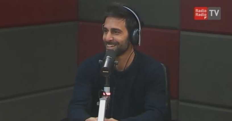 Luigi Tuccillo ospite in radio: “Se tornassi indietro al Gf 14 litigherei di più! Simone Nicastri vuole fare il nerd, ma è subdolo!” preview