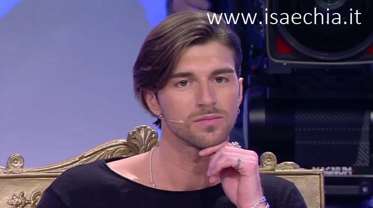 ‘Uomini e Donne’: l’opinione di Chia sulla puntata di oggi del Trono classico preview