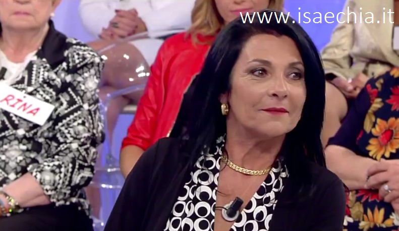 Lucilla Muti, ex protagonista del Trono over, replica all’intervista di Ester Cinelli e difende la redazione di ‘Uomini e Donne’ article-post