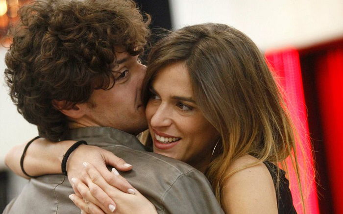 ‘Grande Fratello’, Domenico Manfredi e quel cartellone sotto casa di Barbara Donadio: “Vuoi rimetterti con me?” (video esclusivo) article-post