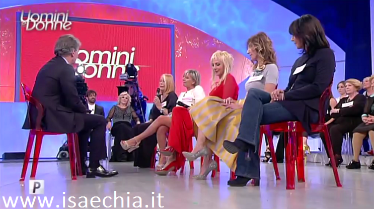 ‘Uomini e Donne’: l’opinione di Isa sulla puntata di oggi del Trono over article-post