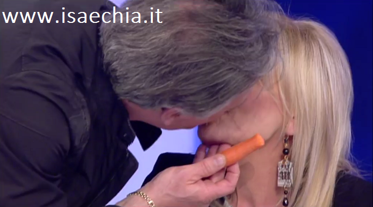 ‘Uomini e Donne’: l’opinione di Chia sulla puntata di oggi del Trono over article-post