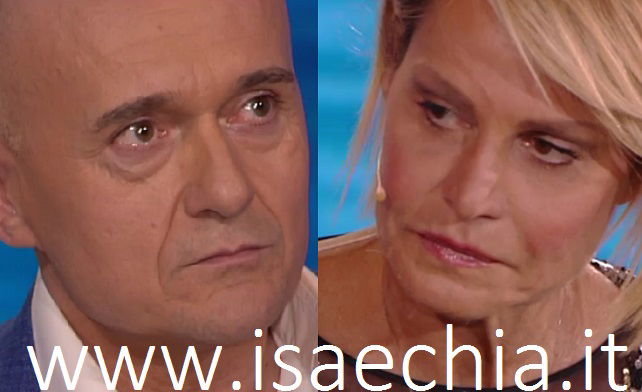 ‘L’Isola dei Famosi 11’, Simona Ventura in studio attacca Alfonso Signorini: “La tua copertina dedicata a Stefano Bettarini è stata lo strumento del dolore che un padre ha dato ai suoi figli!” preview