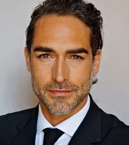 ‘L’Isola dei Famosi 2’, Sergio Múñiz si racconta: “Vivere con la figlia di mia moglie mi arricchisce, ma non ho intenzione di allargare la famiglia!” preview