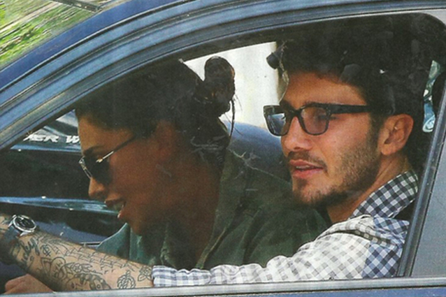 Belen Rodriguez e Stefano De Martino paparazzati di nuovo insieme: il matrimonio è salvo? preview