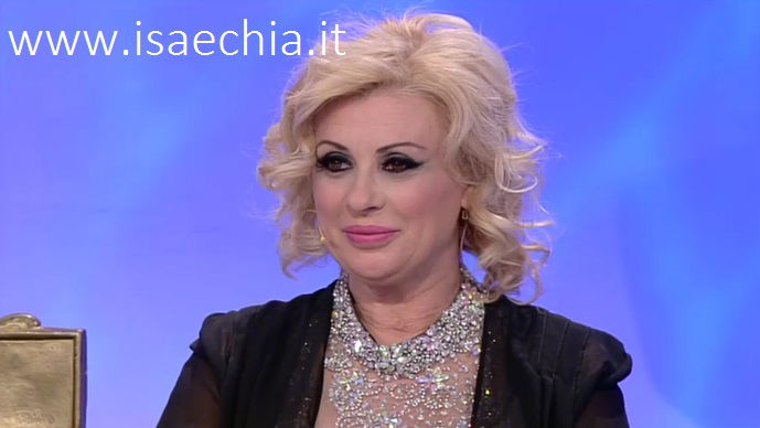 Tina Cipollari di ritorno da ‘Pechino Express’ rivela: “Un’esperienza che mi ha cambiato la vita!”. Mentre su Gemma Galgani dichiara… article-post