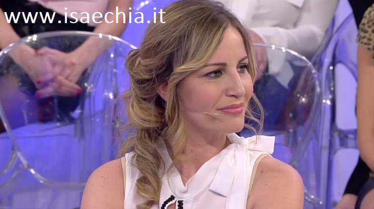 ‘Uomini e Donne’, ecco chi è Simona Galluzzi, la dama che ha intrapreso una relazione con il cavaliere Alberto article-post