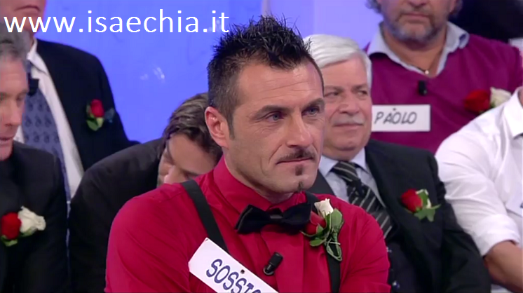 ‘Uomini e Donne’, l’ex moglie di Sossio Aruta lo attacca: “Trovati un lavoro e paga gli alimenti ai nostri figli!” preview