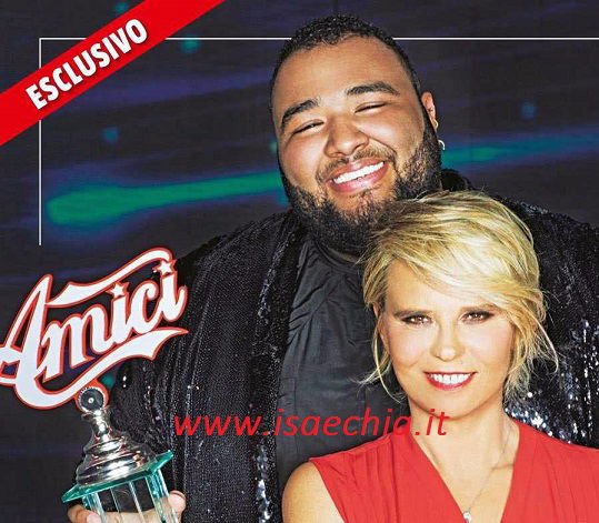 Maria De Filippi rivela: “Per noi Sergio Sylvestre era il vincitore annunciato sin dall’inizio e il televoto ci ha dato ragione!” preview