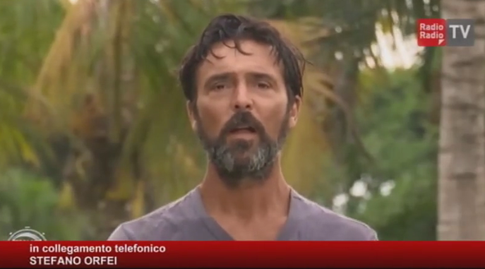 Stefano Orfei ospite in radio: “I più falsi de ‘L’Isola dei Famosi 11’ sono stati Jonás Berami e Gracia De Torres! Lei addirittura nega che il suo sedere sia rifatto!” preview