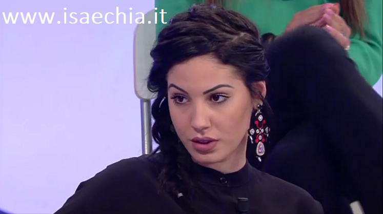 ‘Uomini e Donne’: l’opinione di Isa sulla puntata di oggi del Trono classico article-post