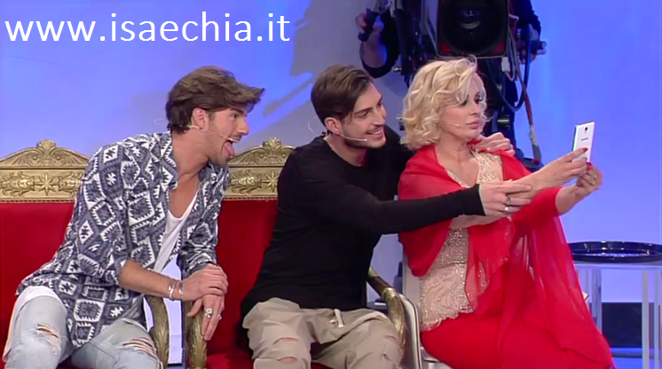 ‘Uomini e Donne’: l’opinione di Chia sulla puntata di oggi del Trono classico article-post