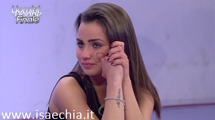 ‘Uomini e Donne’, Eleonora Rocchini si difende così da chi critica le sue rotondità… preview