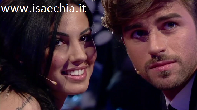 Giulia De Lellis e Andrea Damante festeggiano sei mesi d’amore: la dedica dell’ex corteggiatrice sui social article-post