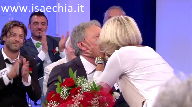 ‘Uomini e Donne’: l’opinione di Chia sulla puntata di oggi del Trono over preview