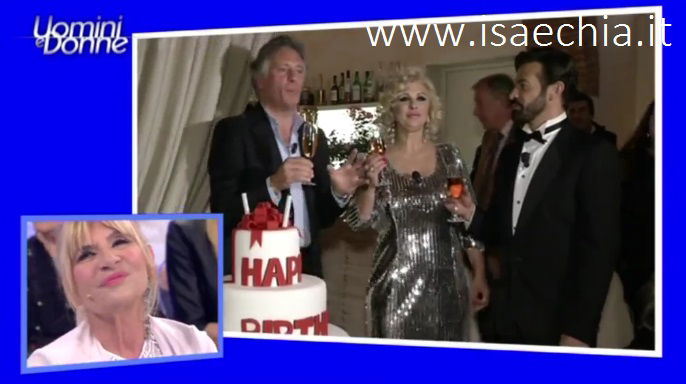 ‘Uomini e Donne’: l’opinione di Isa sulla puntata di oggi del Trono over preview