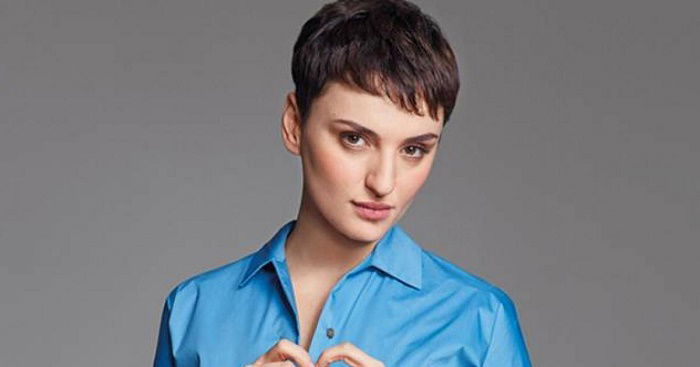 Arisa sbotta su Facebook: “Mi sarebbe piaciuto essere presente ai Wind Music Awards, al concerto di Radio Italia o all’Eurovision… ma non sono mai stata invitata!” preview