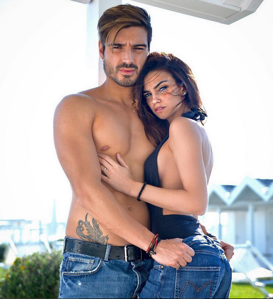 Nicole Mazzocato sbotta su Instagram: “Con Fabio Colloricchio non stiamo vivendo un momento facile. Lasciateci un po’ in pace e prendetevela con le coppie che vi prendono in giro ogni giorno in tv!” preview