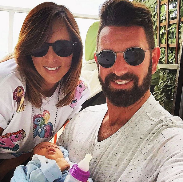 Serena Garitta racconta la sua nuova vita da mamma e Barbara D’Urso mostra la prima foto del piccolo Renzo! preview