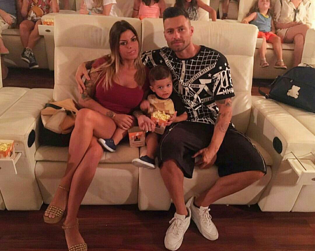 Eugenio Colombo ammette: “A ‘Uomini e Donne’ devo tanto perché mi ha dato una famiglia, anche se a volte mi dispiace essere etichettato solo come ‘l’ex tronista’!” article-post