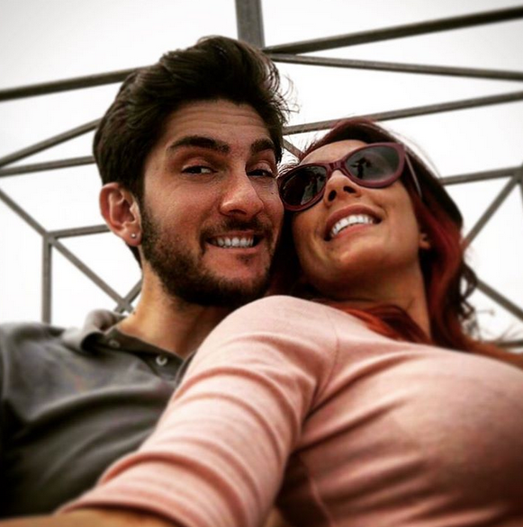 Gabriella Teodosio vuole riconquistare Ernesto Carnevale: “La vita non è una questione di come sopravvivere alla tempesta, ma di come danzare nella pioggia ed io vorrei danzare di nuovo con te!” preview