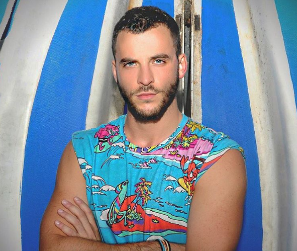 Mattia Manfrin, dalla consolle del Gay Village di Roma alla corte di Claudio Sona a ‘Uomini e Donne’ (foto) article-post