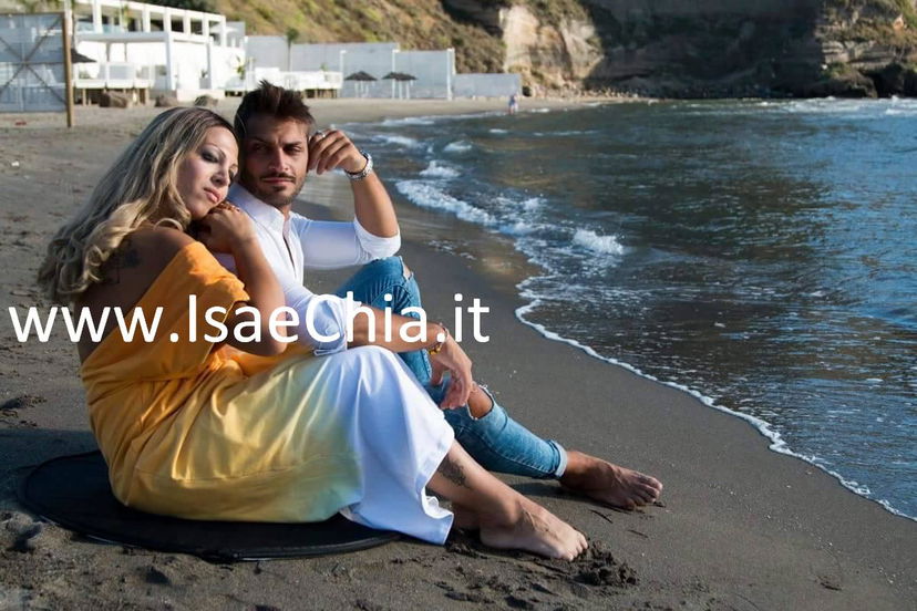 Cristina Roncalli, ex fidanzata di Mariano Catanzaro, sentenzia: “E’ incapace di provare amore! E’ egocentrico e opportunista…” preview