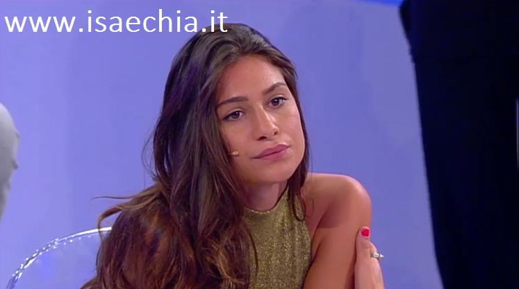 ‘Uomini e Donne’, Ludovica Valli sbotta sui social: “Ma quali preferenze, ho tre nipoti e li amo tutti allo stesso modo!” (Video) preview