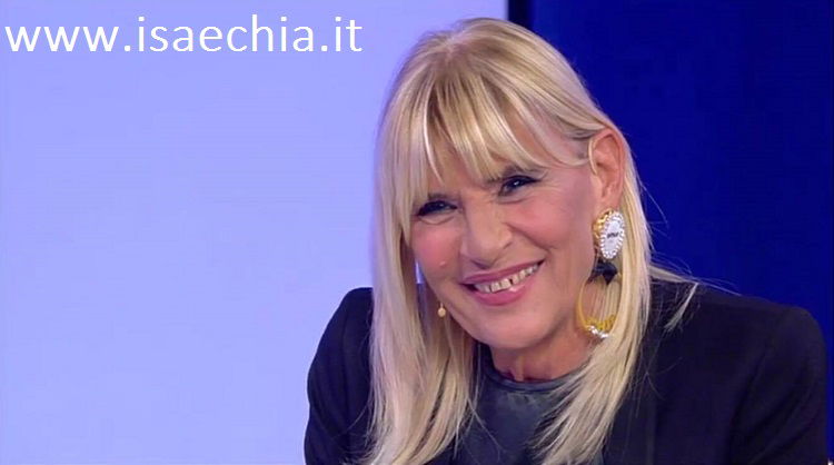 ‘Uomini e Donne’: l’opinione di Chia sulla puntata di oggi del Trono over preview