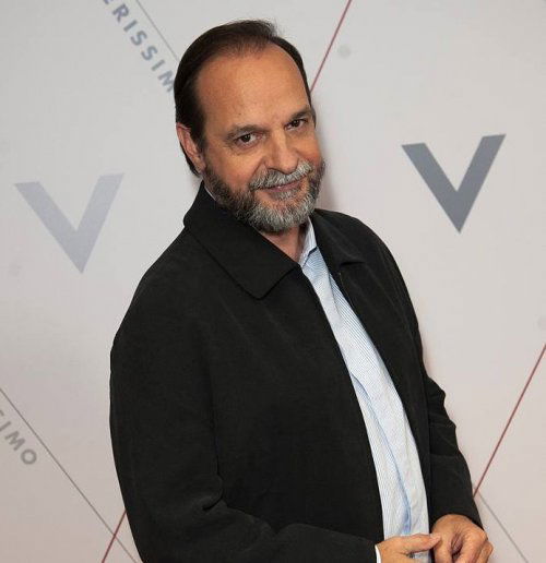 Ramon Ibarra ospite a ‘Verissimo’: “Ecco come il mio Raimundo Ulloa lascerà Donna Francisca ne ‘Il Segreto’!” preview