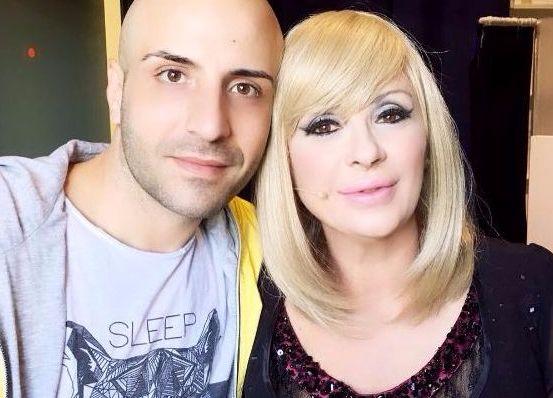 Tina Cipollari ammette: “E’ stata Maria De Filippi a convincermi a partecipare a ‘Pechino Express’, dice che sono fantastica!” article-post