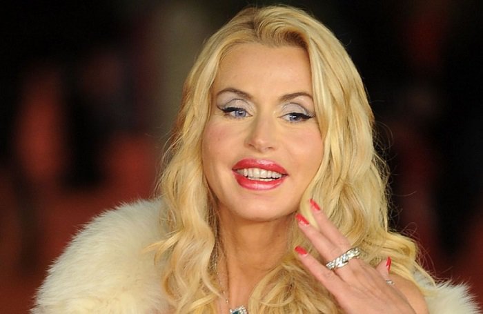 ‘Isola 13’, clamoroso: Valeria Marini pronta a sbarcare in Honduras! preview