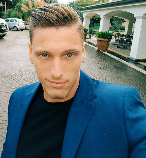 ‘Uomini e Donne’: Gennaro Lillio, ex fidanzato di Lory Del Santo, è un nuovo corteggiatore di Sonia Lorenzini (foto) preview