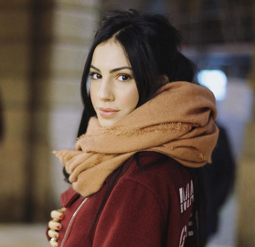 Giulia De Lellis ospite in radio: “Non sono incinta! ‘L’Isola dei Famosi’? È una cosa curiosa, io sono curiosa…” article-post